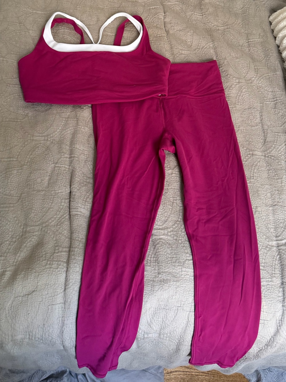 Athleta Women's Pink & White Set - Sports Bra